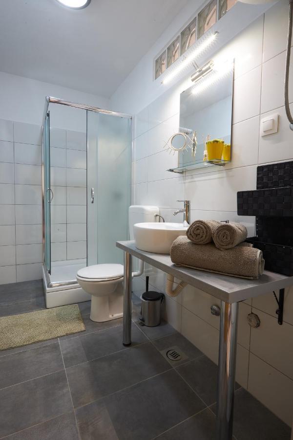 Apartment Yellow بوريتش المظهر الخارجي الصورة
